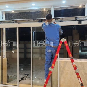 کارآموز نصب درب اتوماتیک