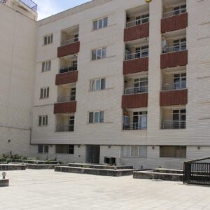 زندگی در اینجا، یک ماجراجویی است